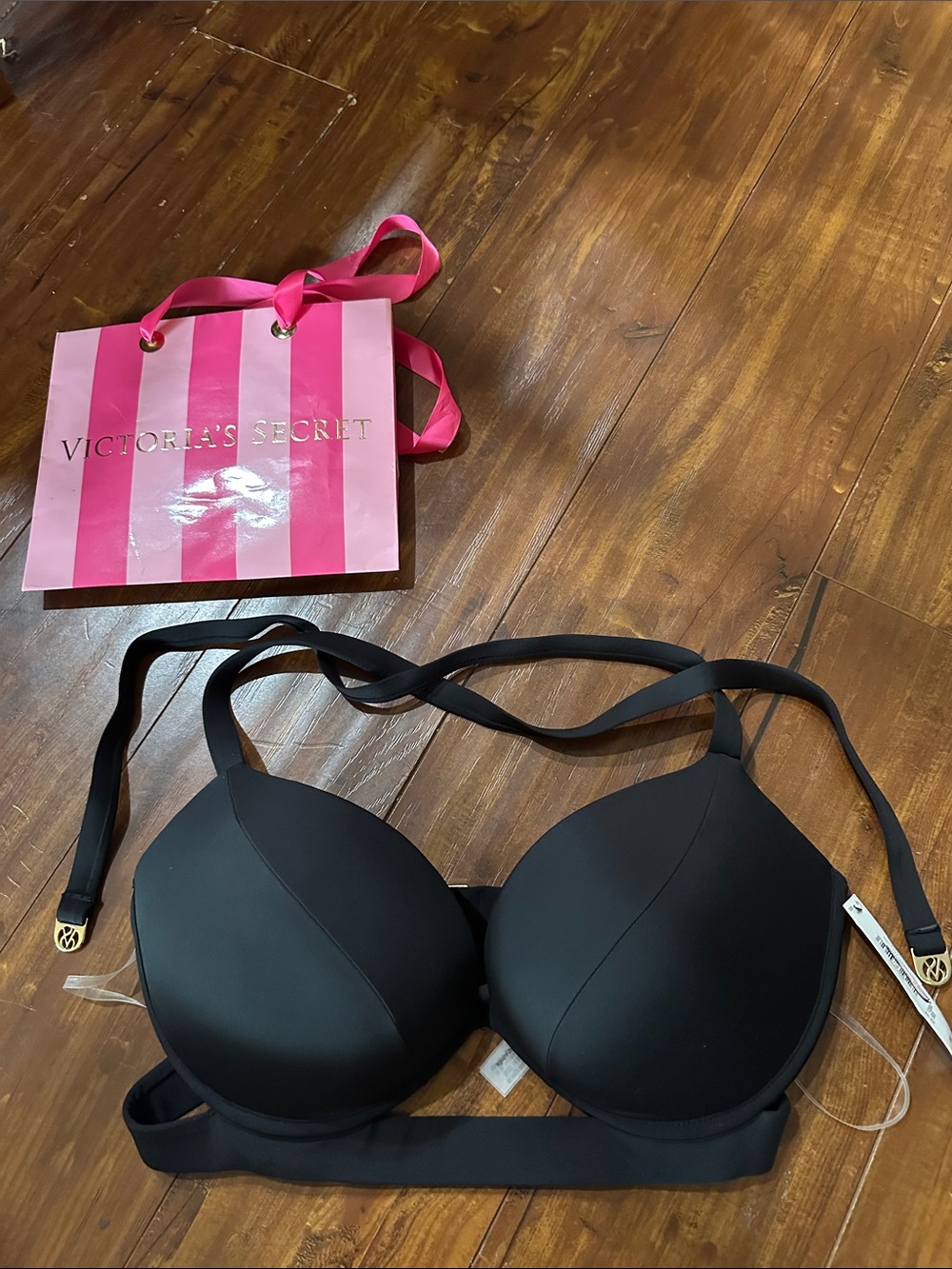 NWT Victoria’s Secret Archives Banded Push Up Bikini Top Black 32DD